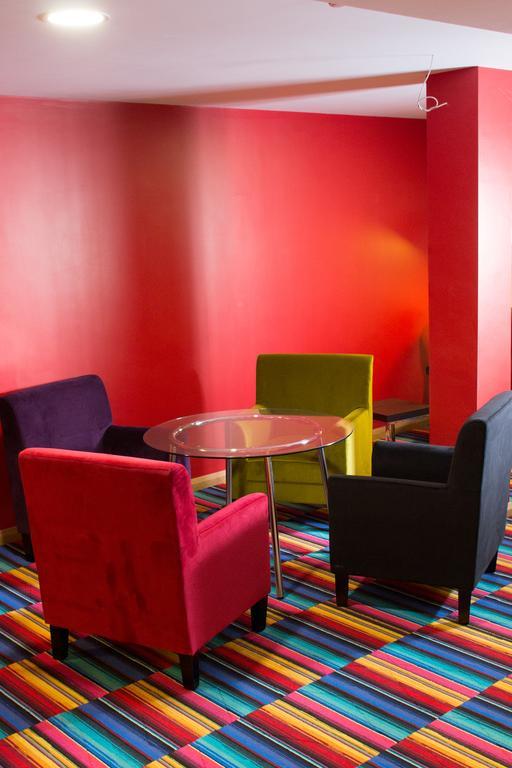 Savoy Hostel Galway City Centre Bagian luar foto