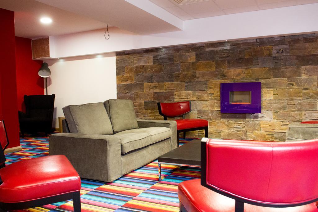Savoy Hostel Galway City Centre Bagian luar foto