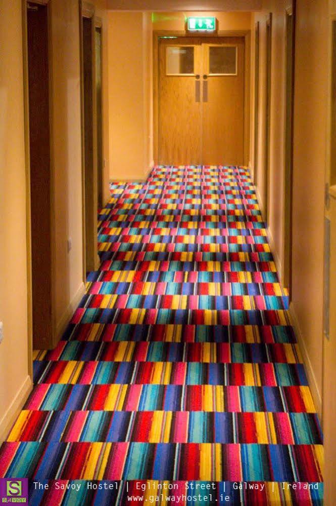 Savoy Hostel Galway City Centre Bagian luar foto